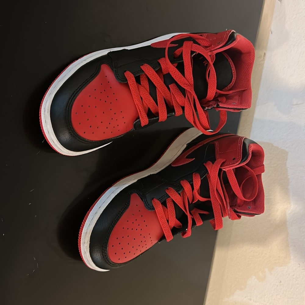 Air Jordan Retro 5Y - Picture 4 of 5
